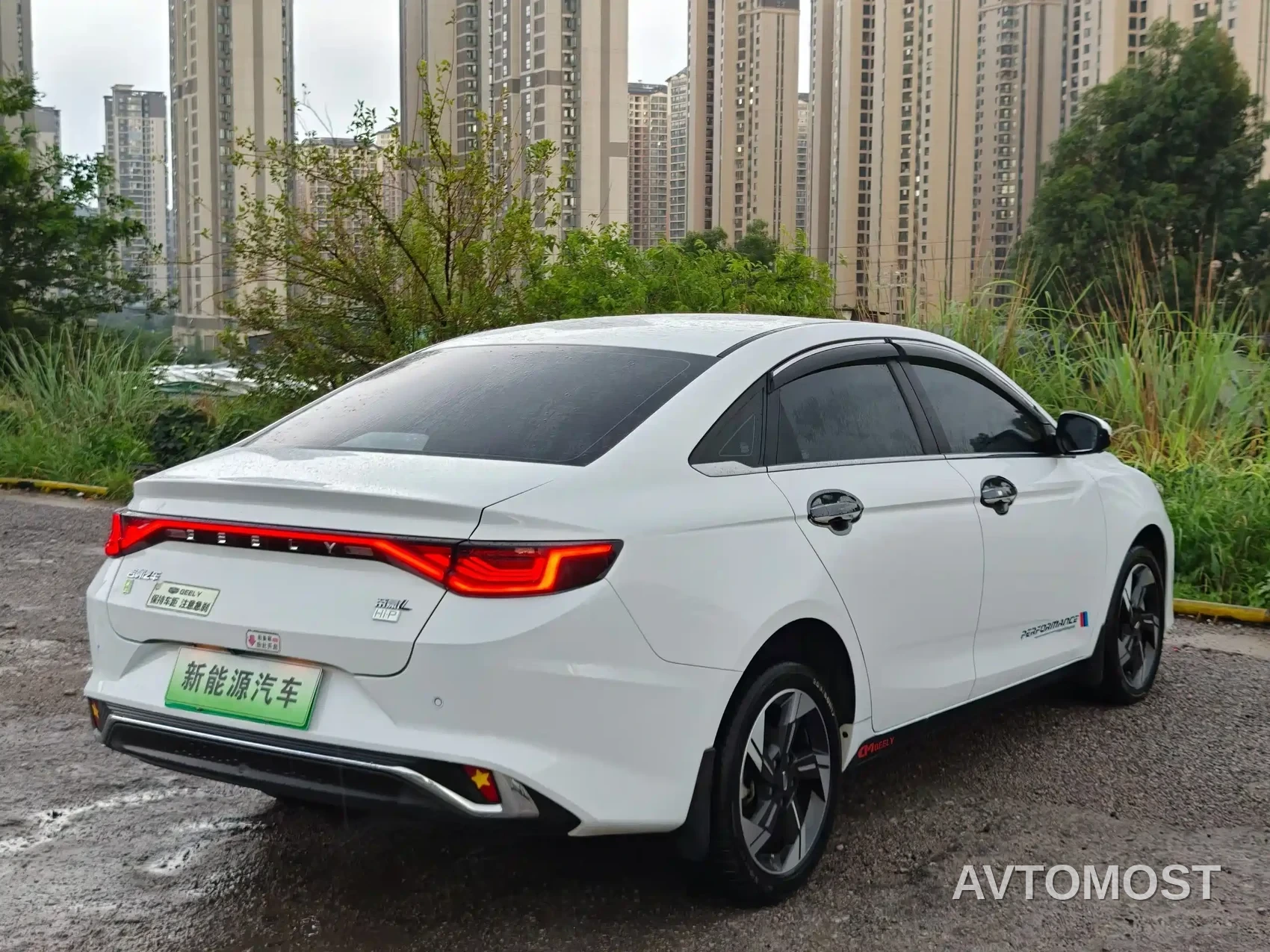 Geely Emgrand L HiP 2022 1.5TD-DHT Pro 100KM Super Rui — фото 7
