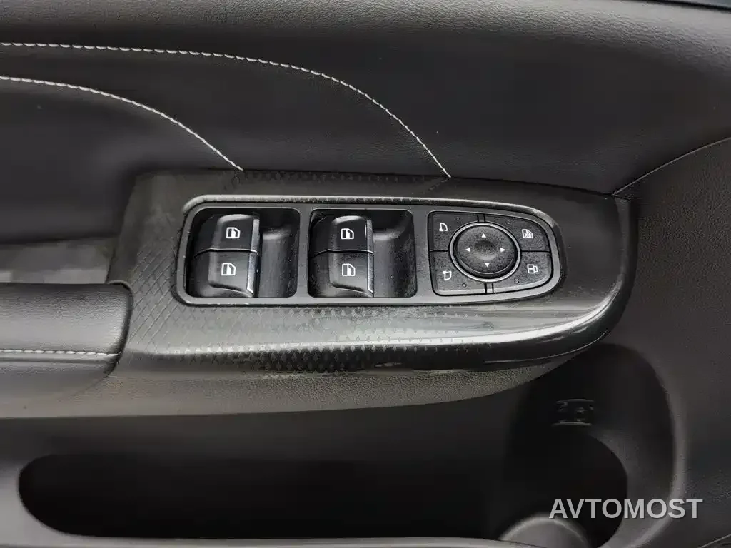 Haval M6 2023 PLUS 1.5T Manual Elite Smart Connect — фото 7