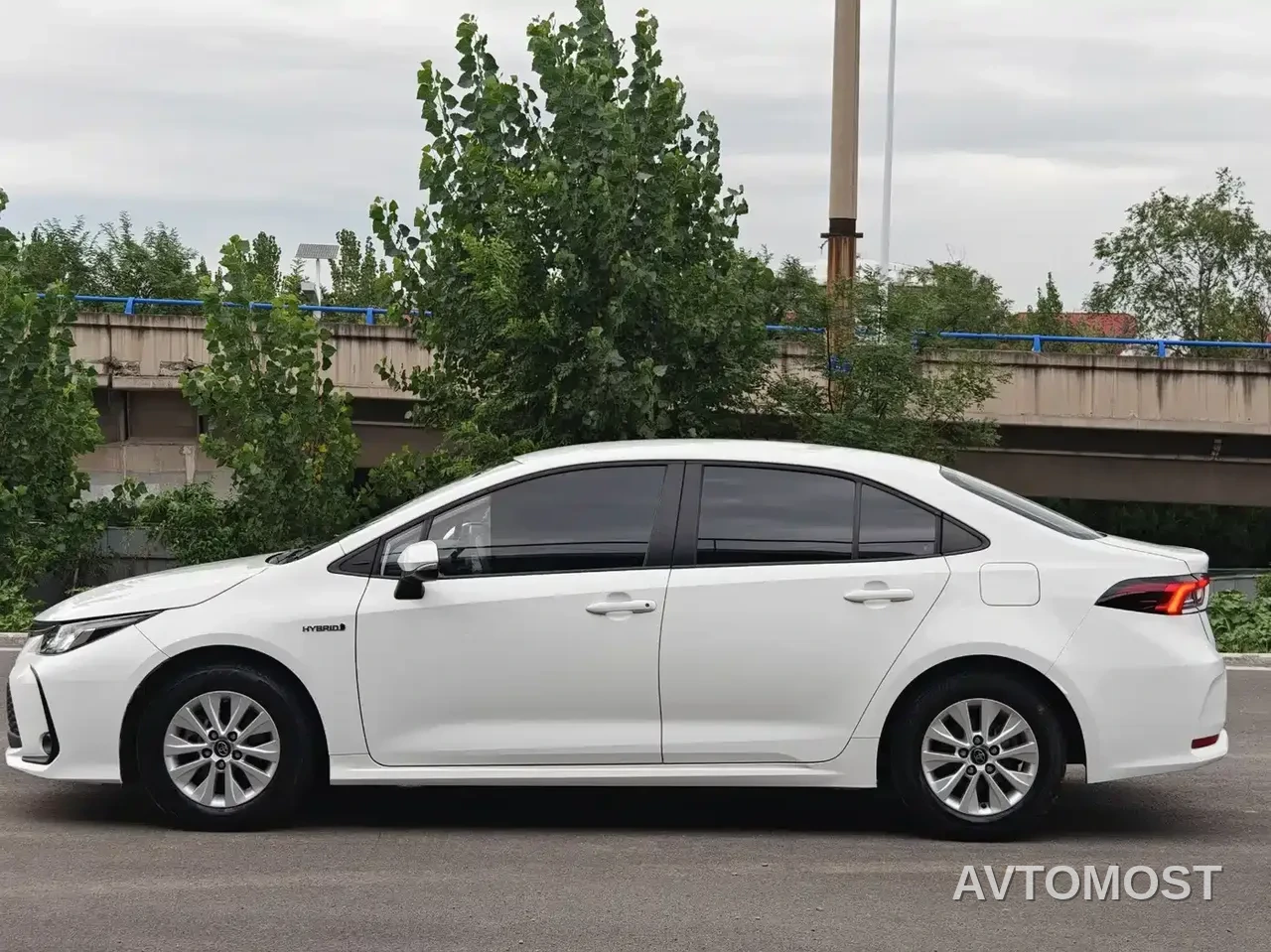 Toyota Corolla 2023 1.8L Smart Hybrid Dual Engine Elite Edition — фото 3