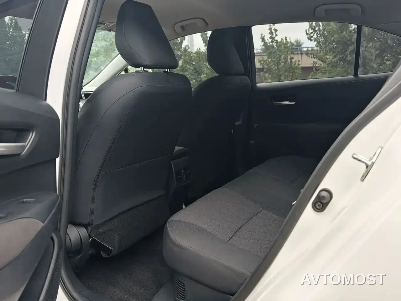 Toyota Corolla 2023 1.8L Smart Hybrid Dual Engine Elite Edition — фото 9
