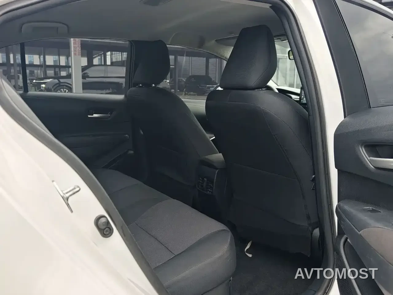Toyota Corolla 2023 1.8L Smart Hybrid Dual Engine Elite Edition — фото 10