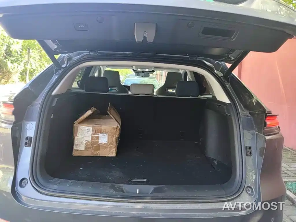 Changan UNI-K iDD 2022 Blue Whale iDD 130km 1.5T Premium — фото 15