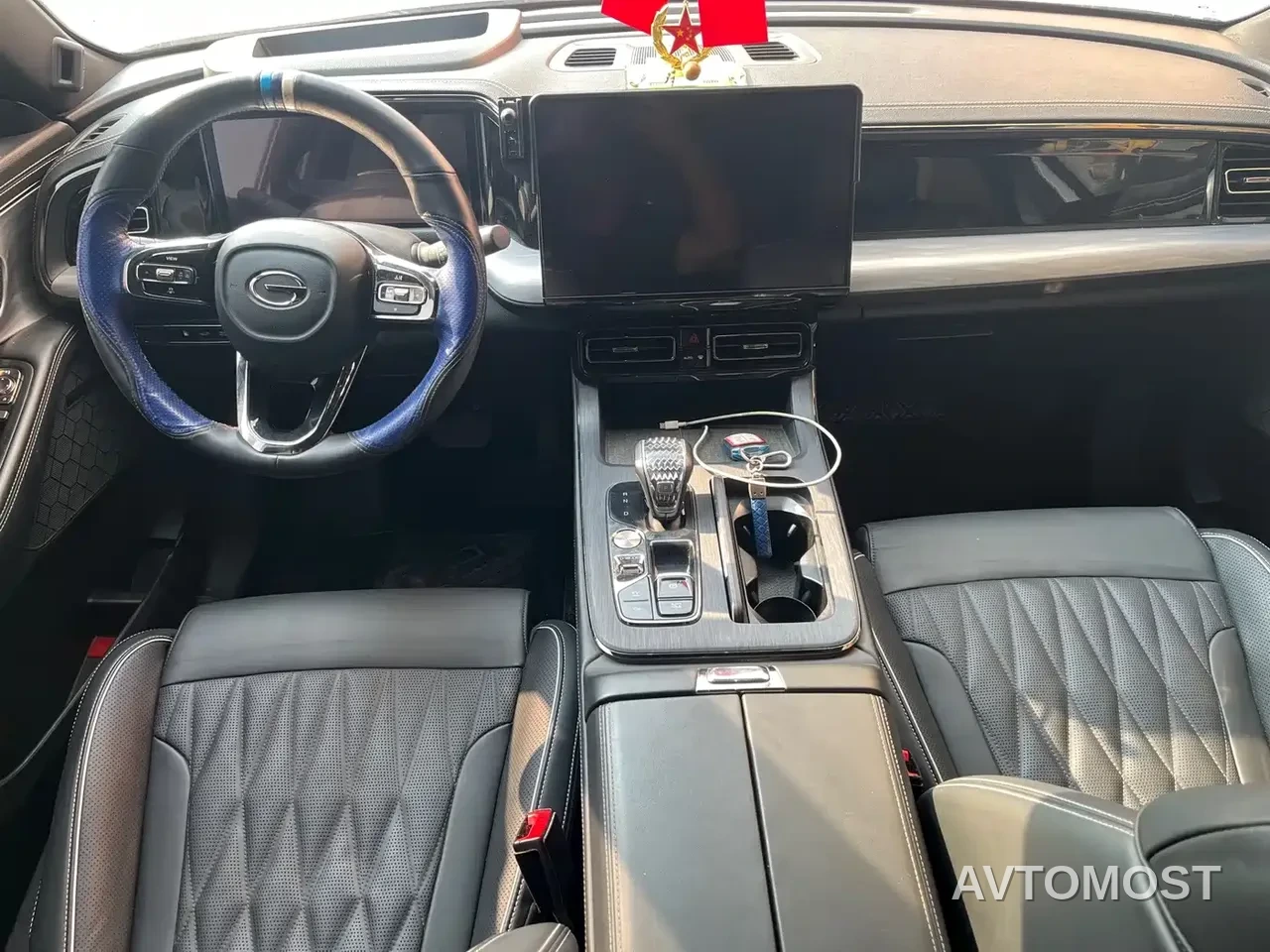 GAC Trumpchi GS8 2022 Dual Engine Series 2.0TM 2WD Premium Edition (7-Seater) — фото 12