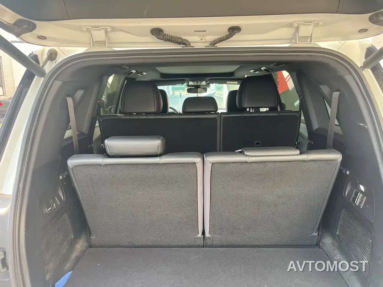 GAC Trumpchi GS8 2022 Dual Engine Series 2.0TM 2WD Premium Edition (7-Seater) — фото 14