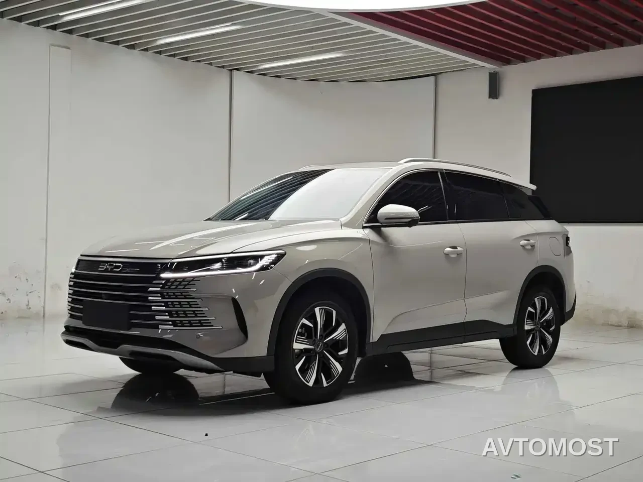 BYD Seal 05 DM-i 2025 DM-i 75KM Premium — фото 1