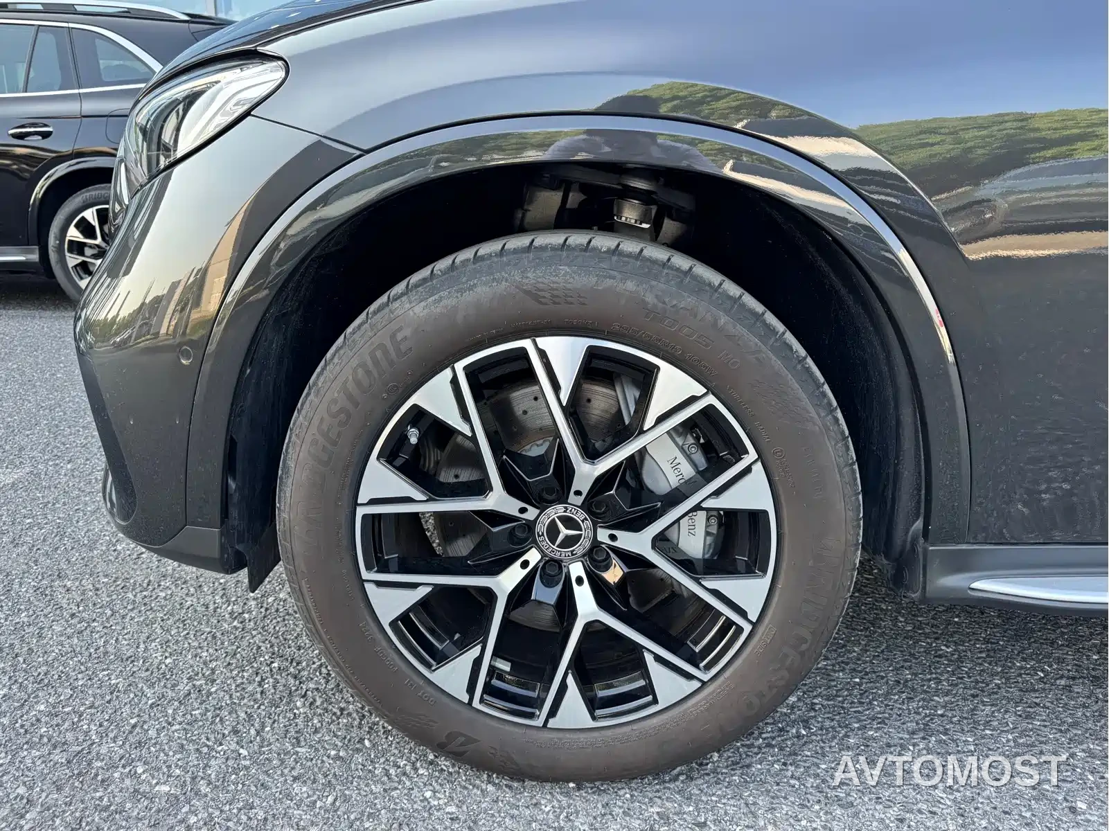 Mercedes-Benz GLC New Energy 2025 350 e L 4MATIC Collector's Edition — фото 8