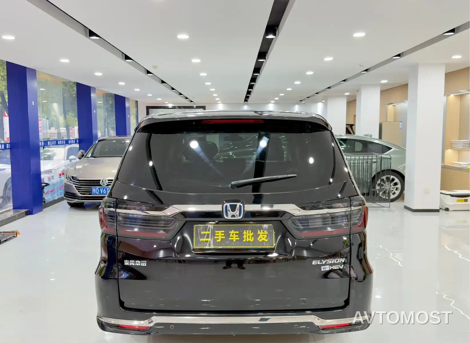 Honda Elysion 2022 2.0L e:HEV Luxury — фото 8