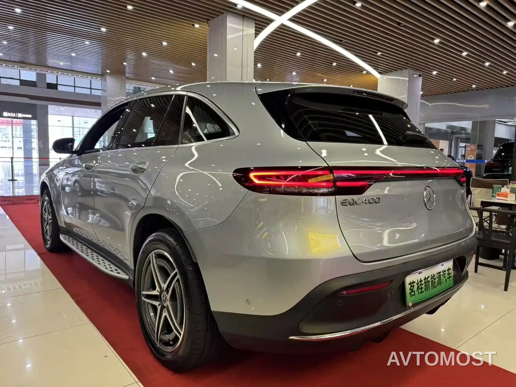 Mercedes-Benz EQC 2020 EQC 400 4MATIC — фото 15