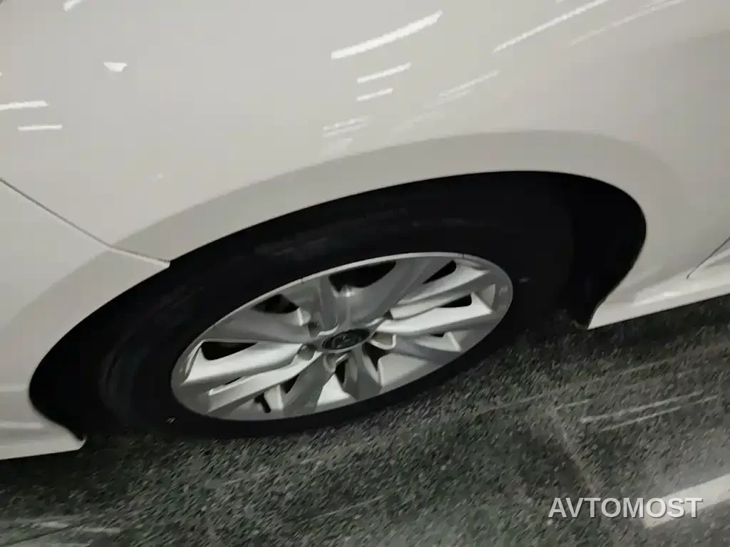 Toyota Corolla 2023 1.8L Smart Hybrid Dual Engine Elite Edition — фото 23