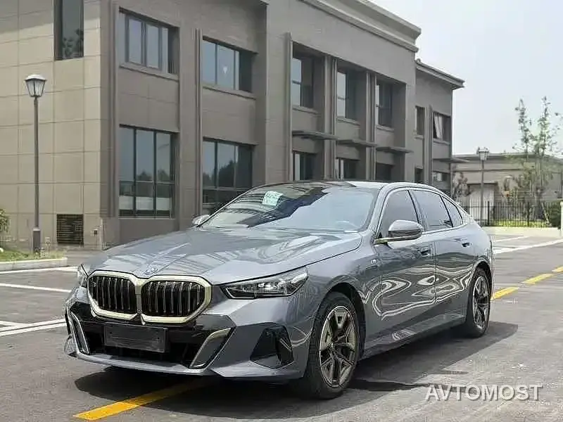 BMW i5 2024 eDrive 35L M Sport Package