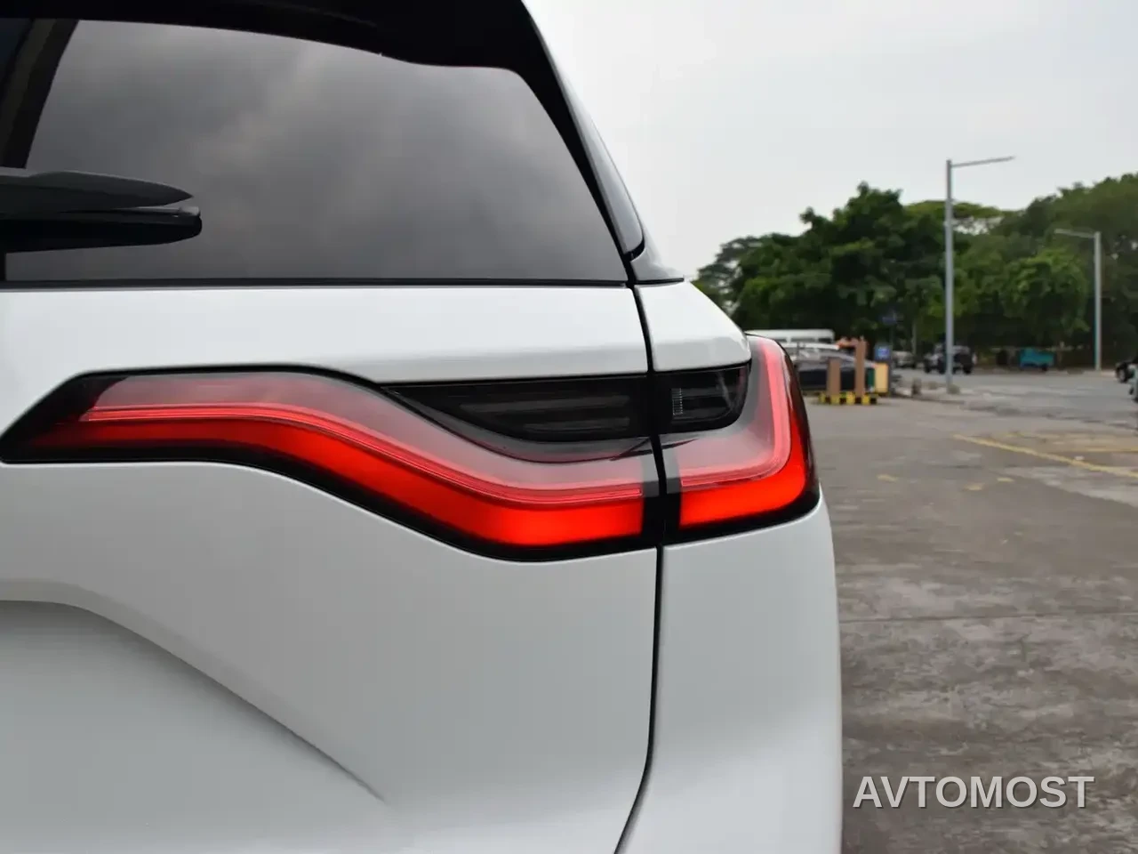 NIO ES8 2020 580KM 7-Seater — фото 17
