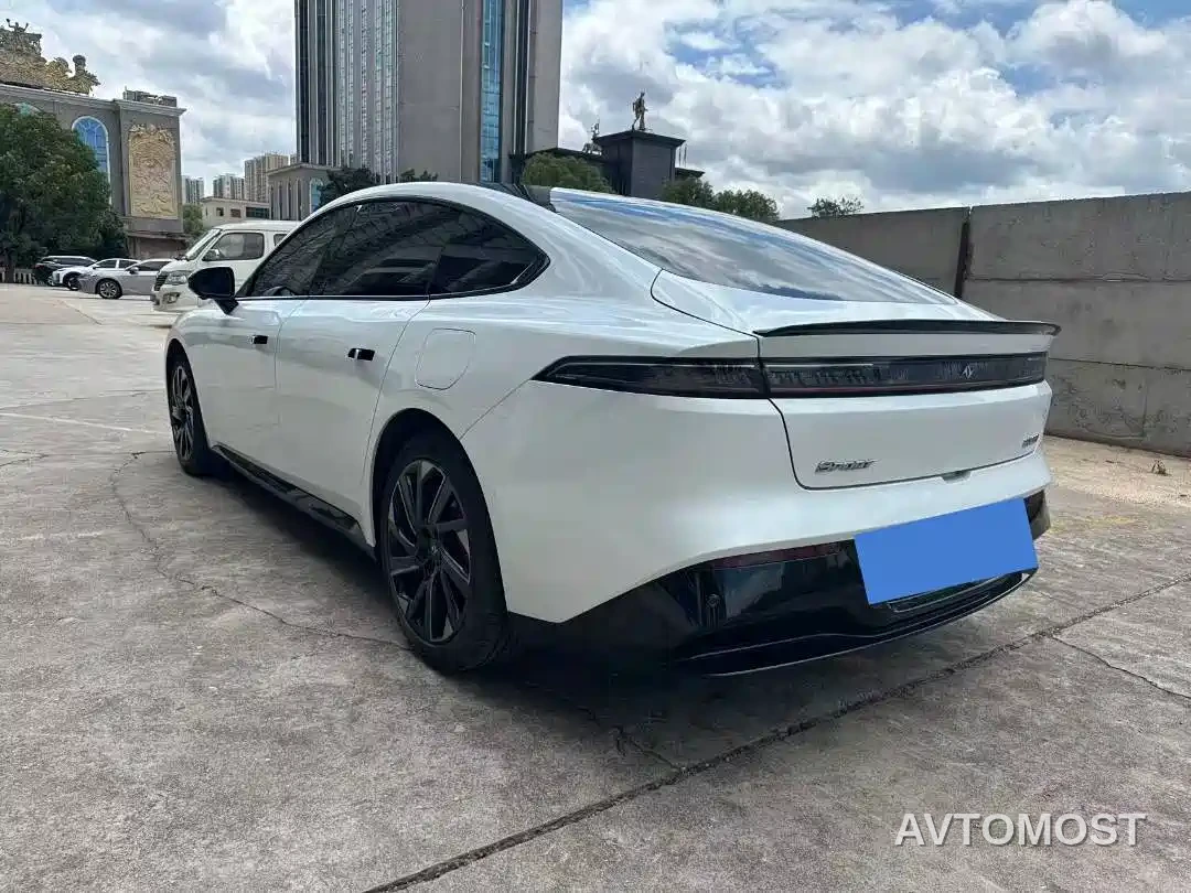 Dongfeng Yipai eπ007 2024 Pure Electric 530Air Edition — фото 10