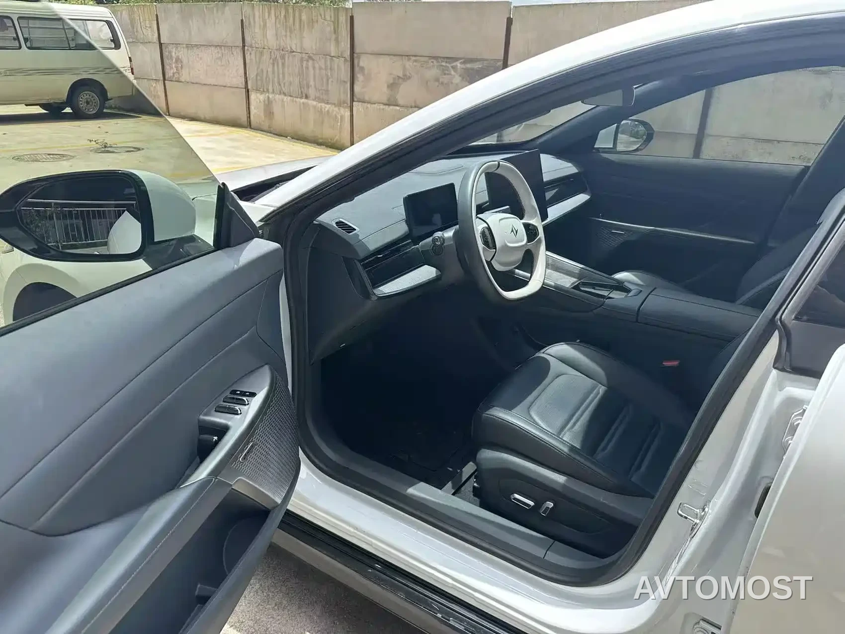 Dongfeng Yipai eπ007 2024 Pure Electric 530Air Edition — фото 13