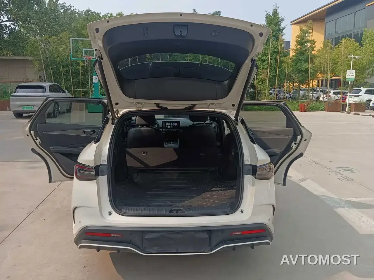 BYD Seal 06 DM-i Touring 2025 DM-i 80KM Premium — фото 9
