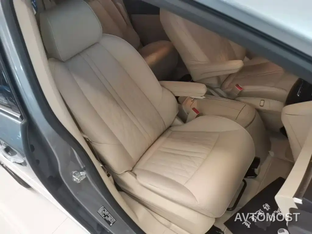 Buick GL8 2023 Facelift Land Business Class Luxury — фото 25