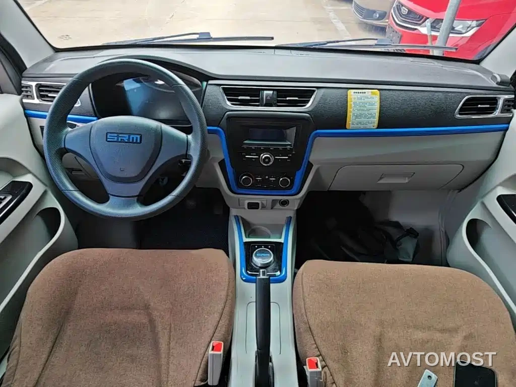 SRM Xinyuan Good Luck 2023 Standard Passenger Vehicle — фото 10