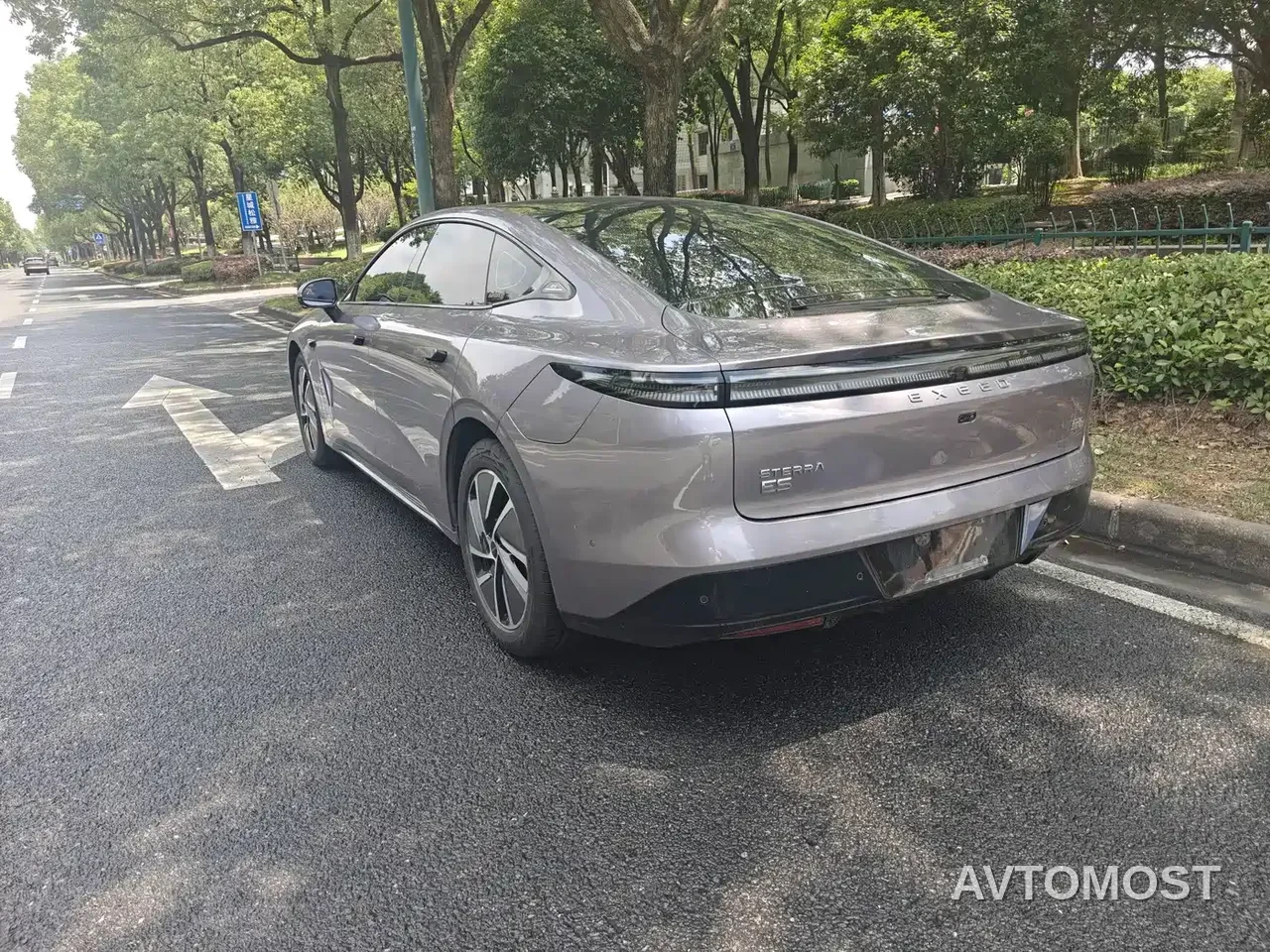 Exeed Exlantix ES 2025 Range Extender Pro Highway Assist — фото 4