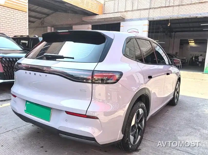 Geely Galaxy E5 2024 530km Voyage Edition — фото 7