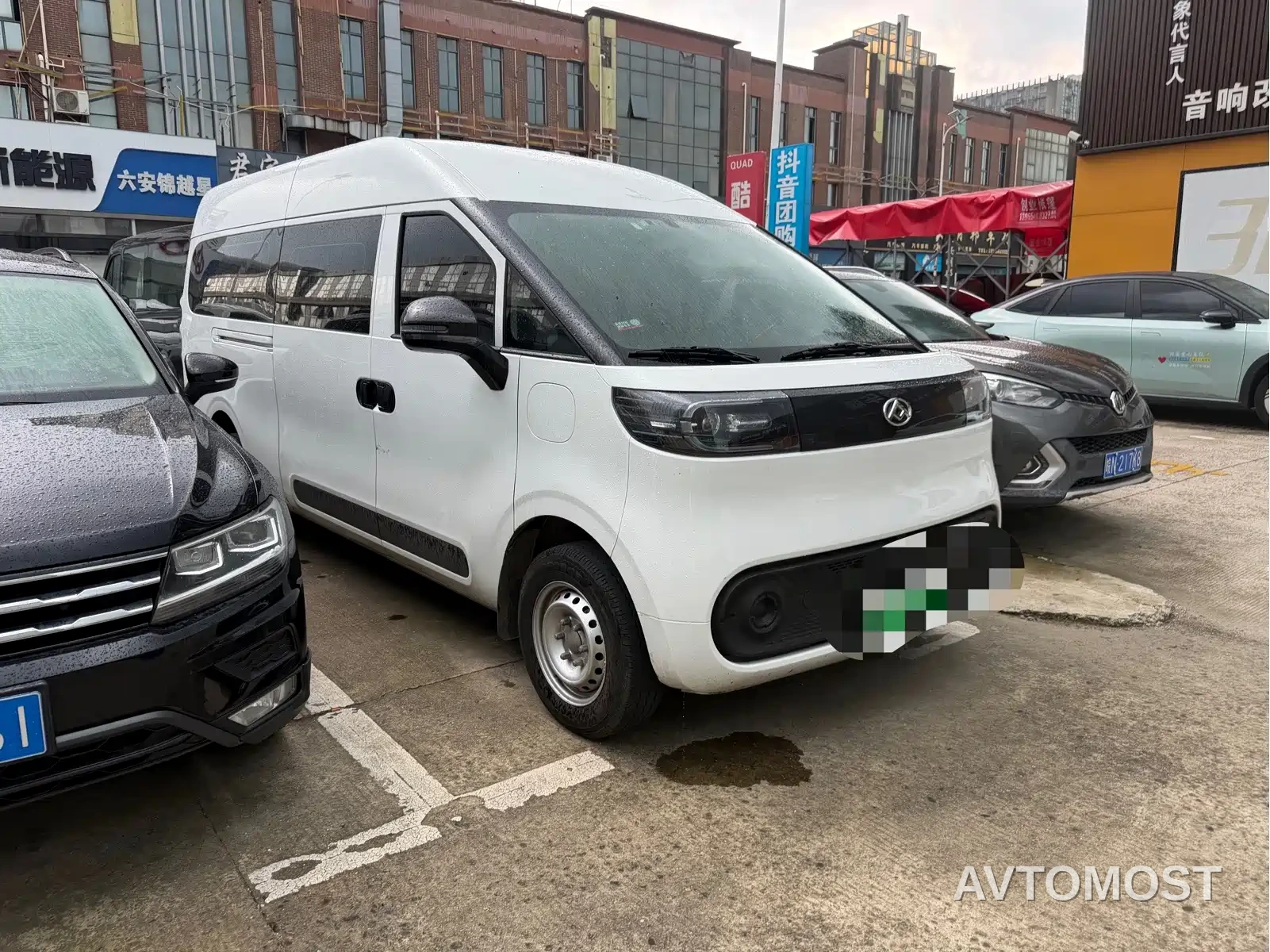 SAIC Maxus Dana V1L 2026 Model High Roof Multi-Purpose Edition 83kWh — фото 2