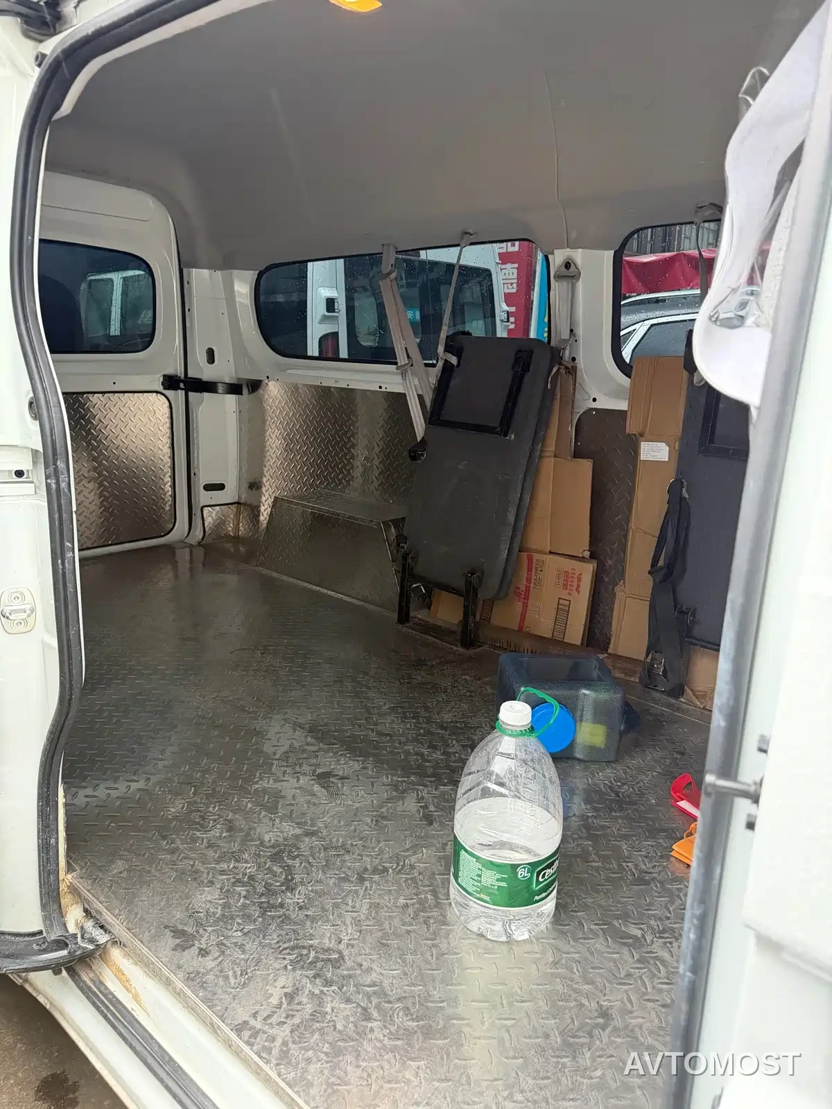 SAIC Maxus Dana V1L 2026 Model High Roof Multi-Purpose Edition 83kWh — фото 5