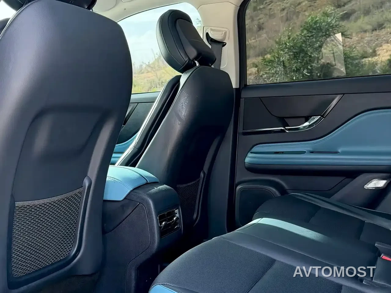 Lincoln Adventurer 2024 1.5T 2WD Premium Hybrid — фото 6