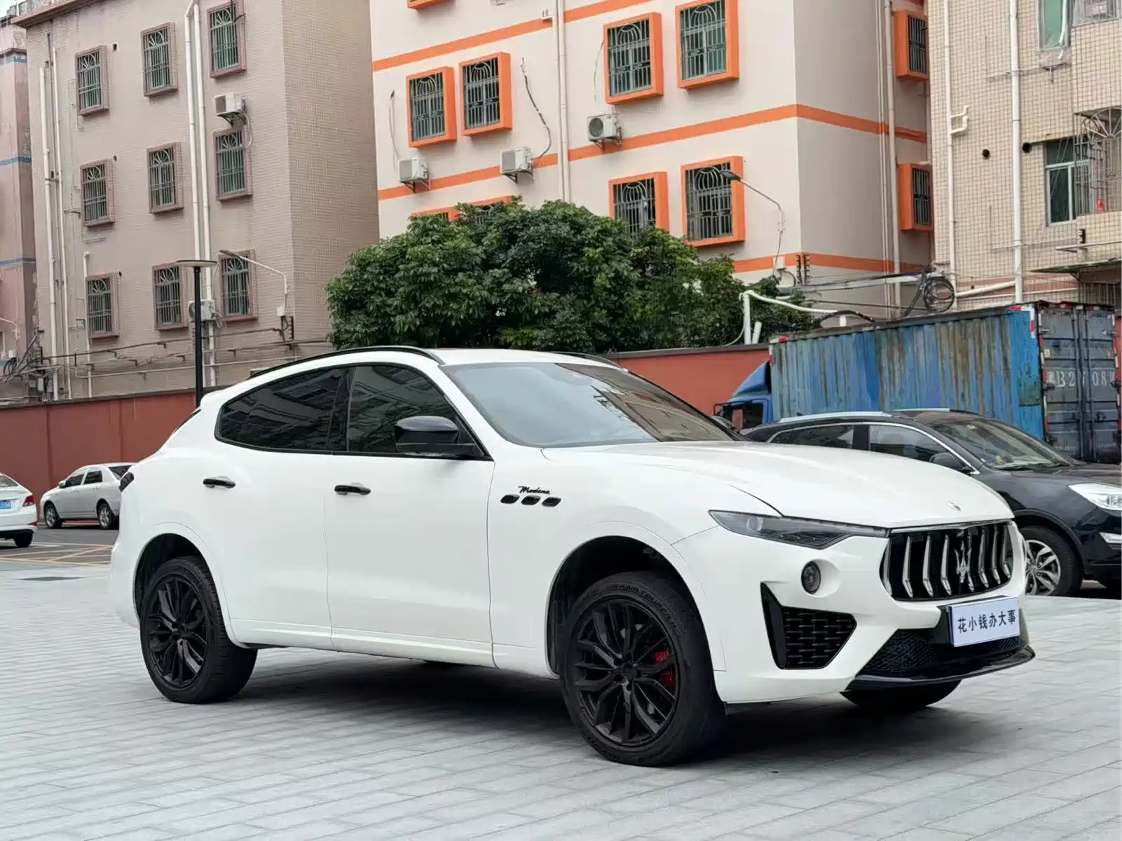 Maserati Levante 2021 3.0T Standard Edition — фото 3