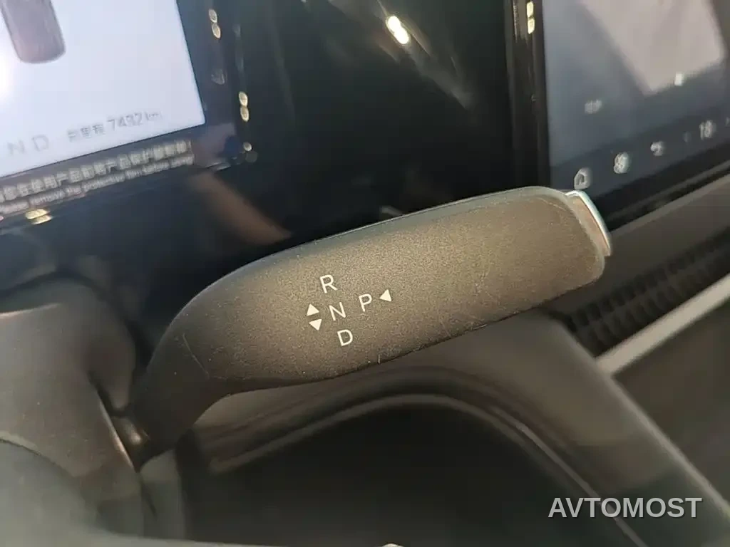 BYD M9 2025 Model 1060 Pilot Edition — фото 9