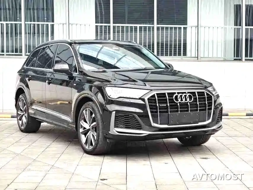 Audi Q7 2023 55 TFSI quattro S line Sport — фото 3