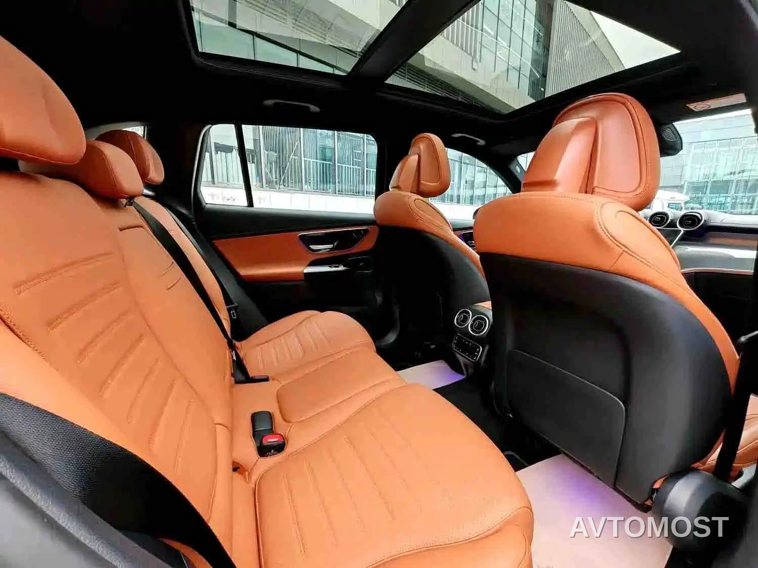 Mercedes-Benz GLC 2024 GLC 260 L 4MATIC Dynamic 5-seater — фото 10
