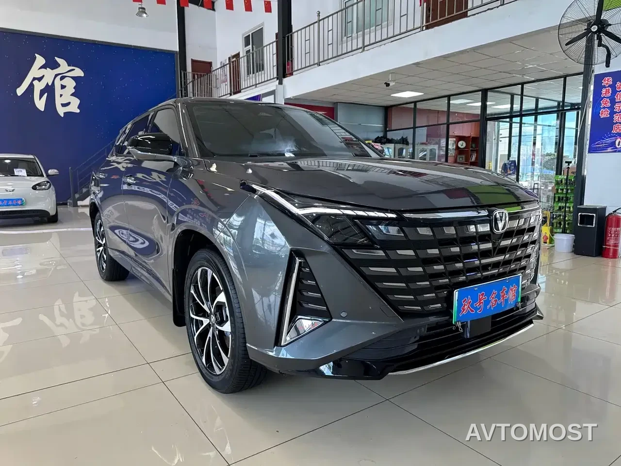 Changan UNI-Z New Energy 2024 Blue Whale iDD 125km Surpassing Edition — фото 3