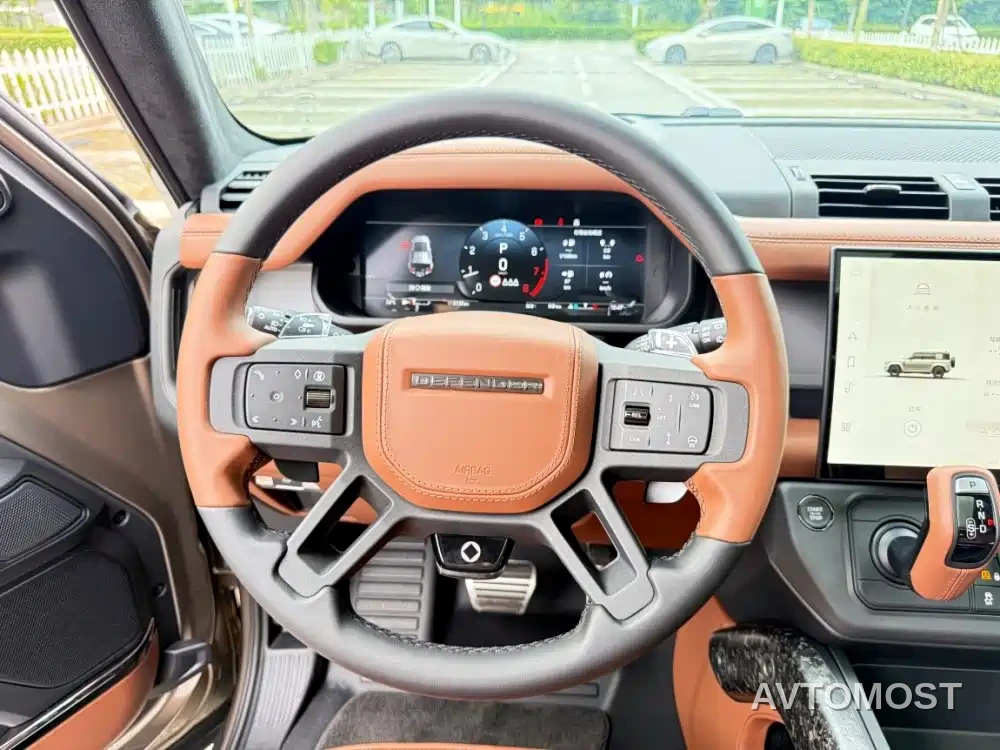 Land Rover Defender 2025 110 OCTA Edition One — фото 18