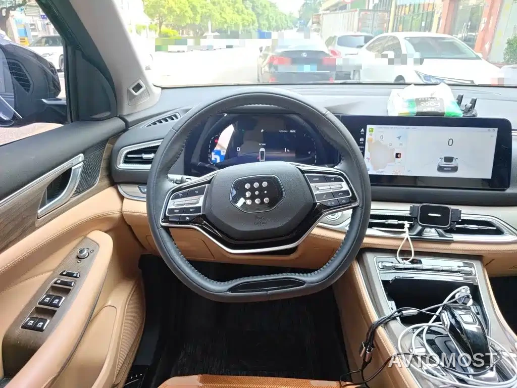 Landian E5 2023 1.5L DE-i 100KM Premium 7-Seater — фото 6