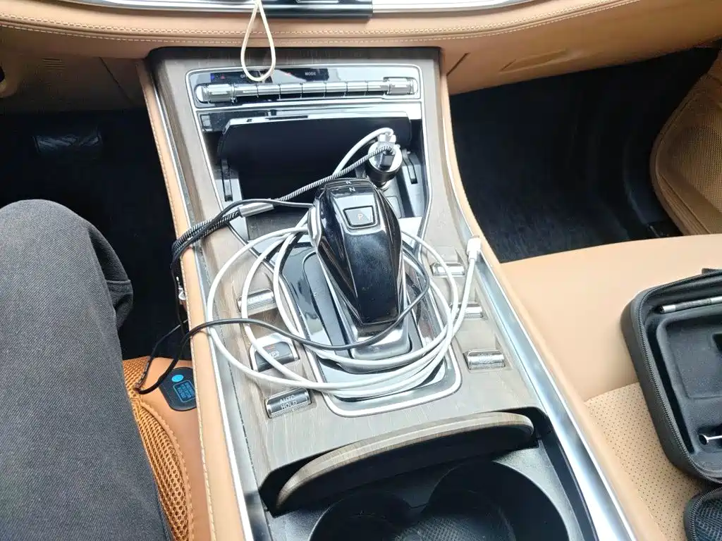Landian E5 2023 1.5L DE-i 100KM Premium 7-Seater — фото 10