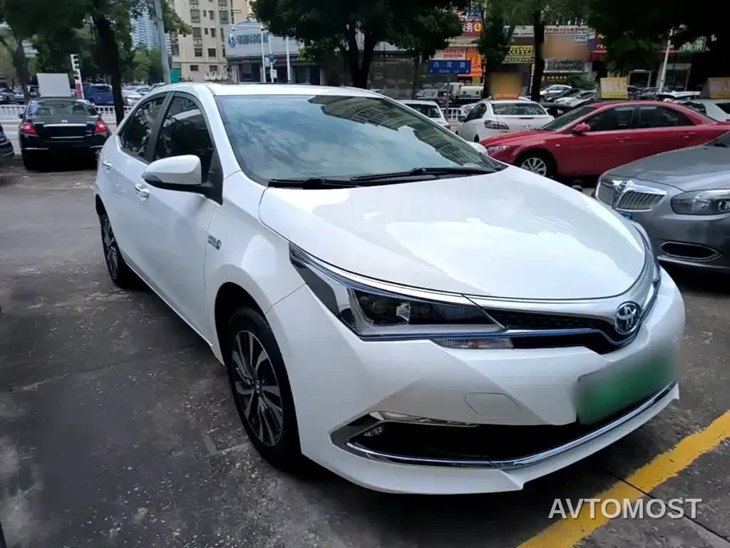 Toyota Corolla Twin Engine E+ 2019 1.8L E-CVT Leading Edition — фото 4