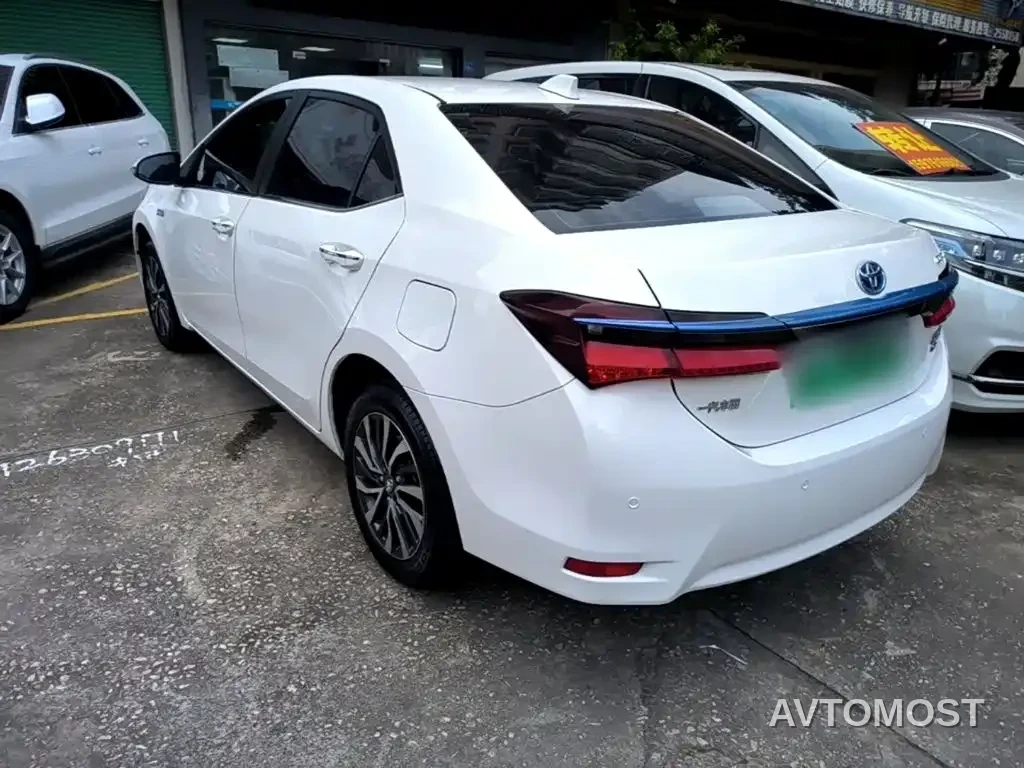 Toyota Corolla Twin Engine E+ 2019 1.8L E-CVT Leading Edition — фото 5
