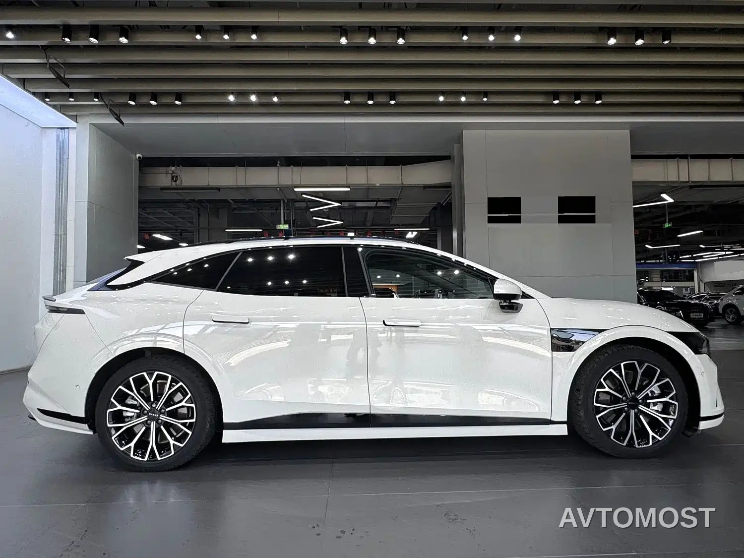 Zeekr 007GT 2025 AWD Smart Drive 75kWh — фото 2