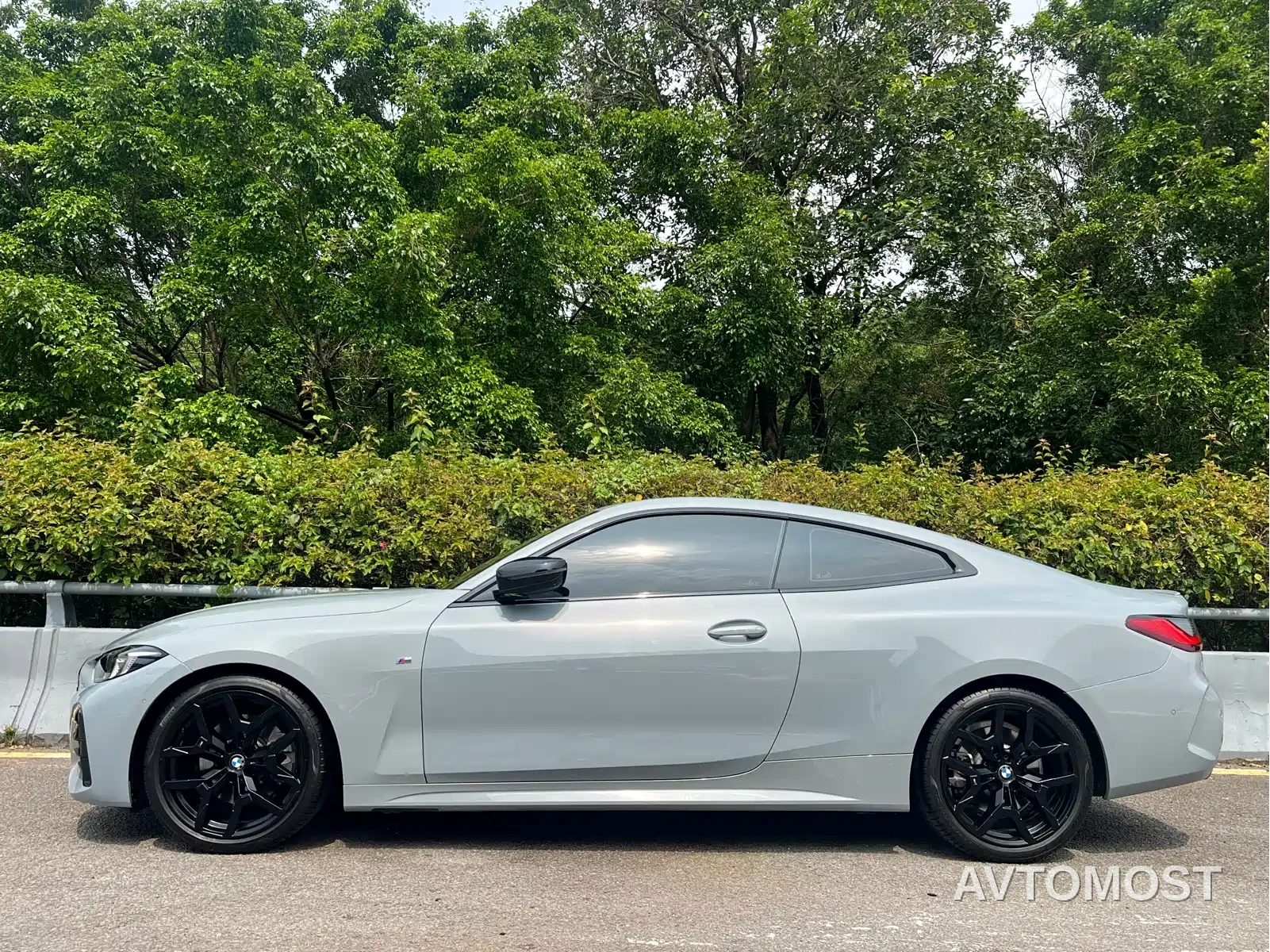 BMW 4 Series 2024 430i M Sport Shadow Edition — фото 4