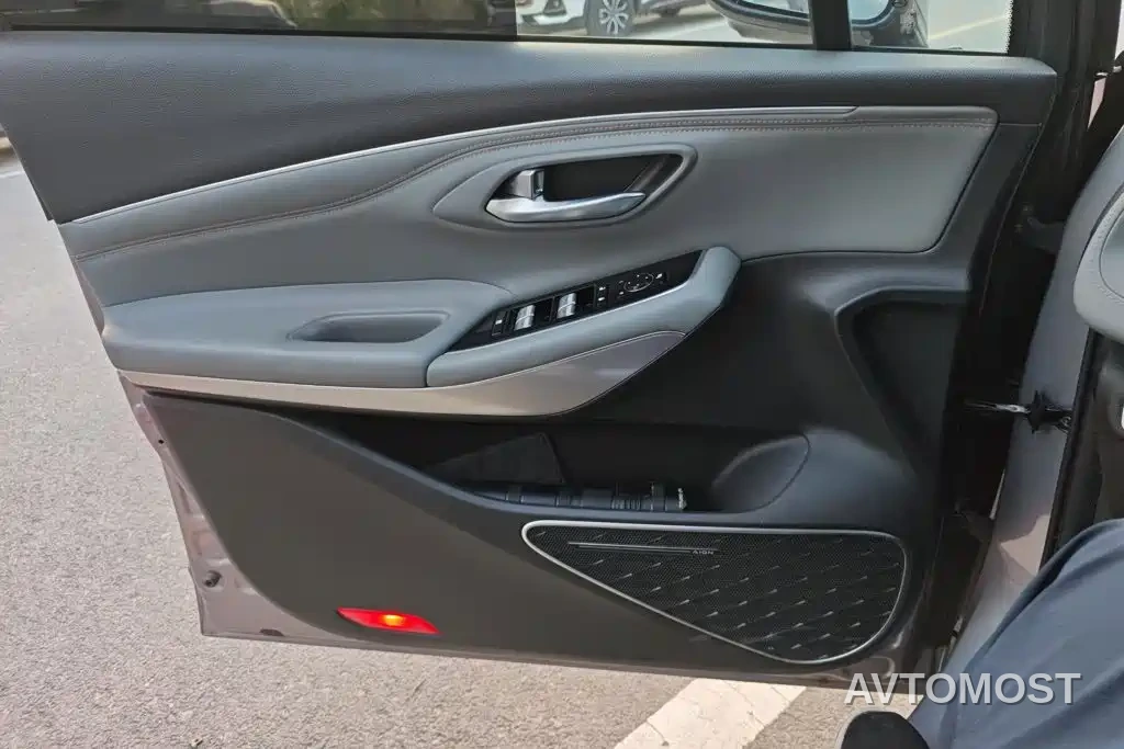 AION LX 2022 Plus 80 Intelligent Premium Edition — фото 7