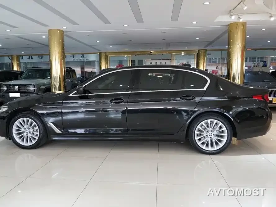 BMW 5 Series New Energy 2021 Facelift 535Le Luxury Package — фото 13