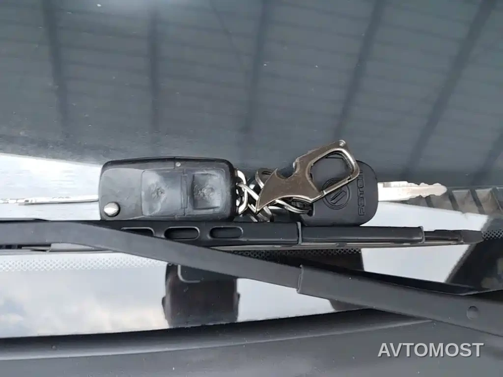 Foton Xiangling V NEV 2023 Model V1 3170mm Wheelbase Flatbed — фото 16