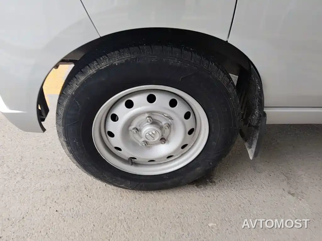 Foton Xiangling V NEV 2023 Model V1 3170mm Wheelbase Flatbed — фото 22
