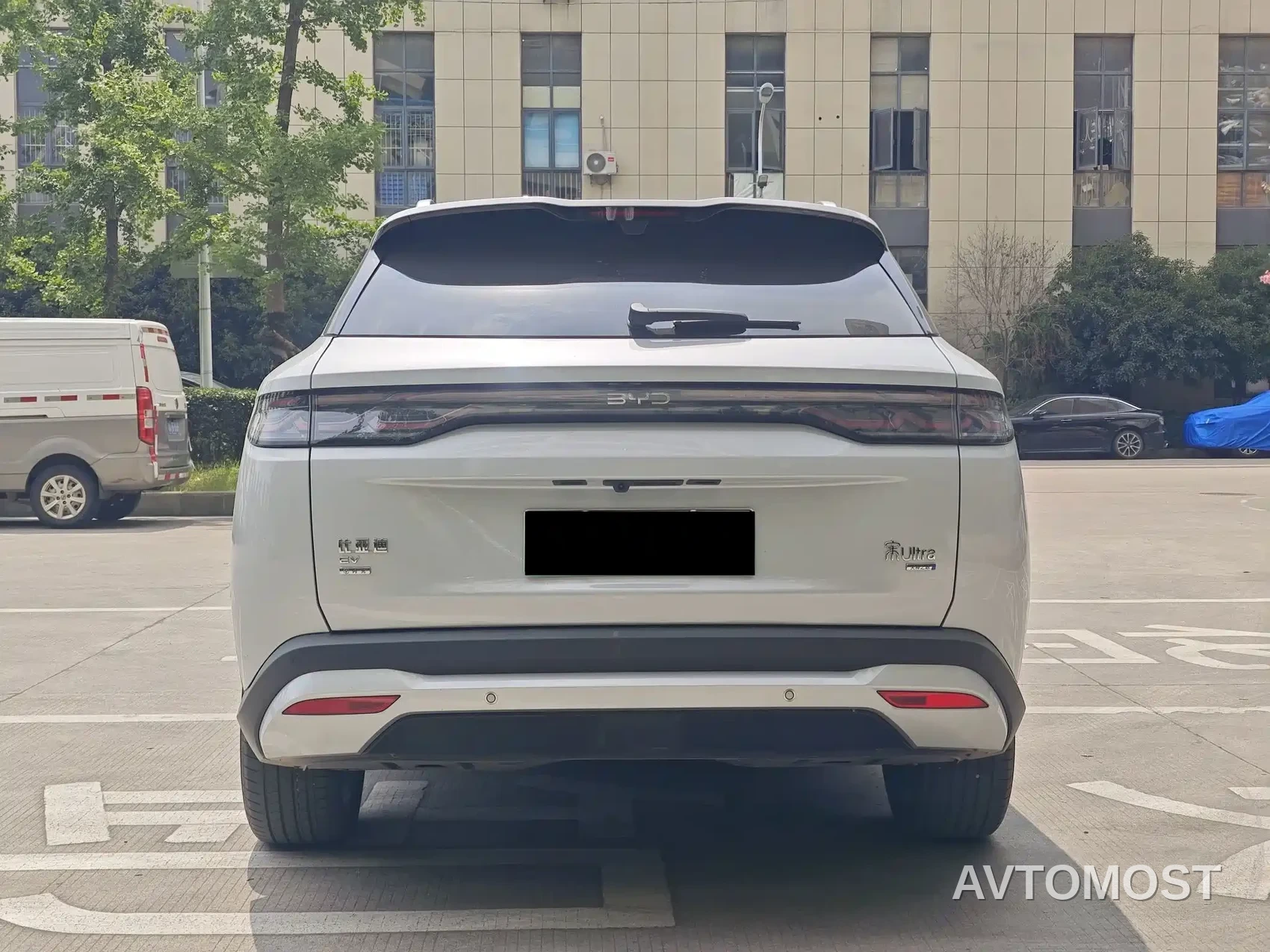 BYD Song Ultra 2026 Model Pure Electric 270kW — фото 5