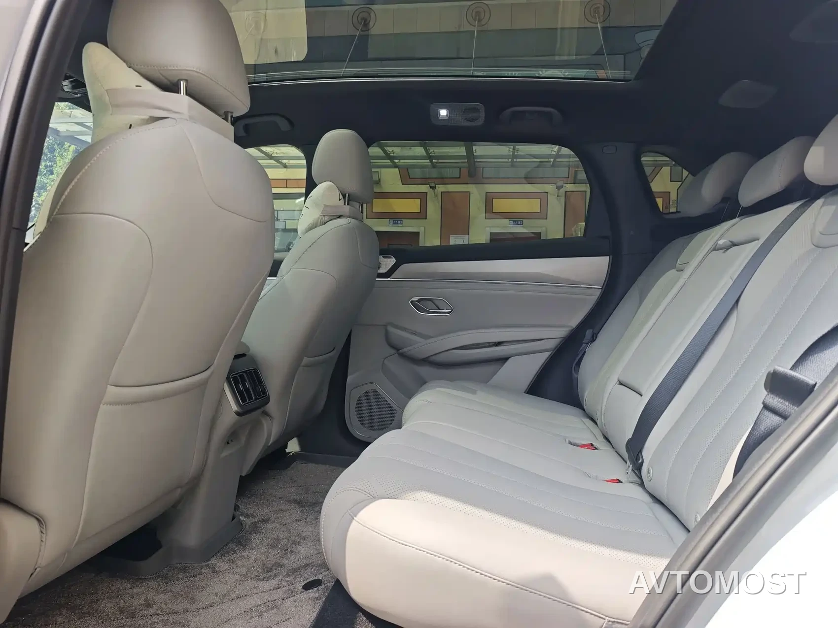 BYD Song Ultra 2026 Model Pure Electric 270kW — фото 8