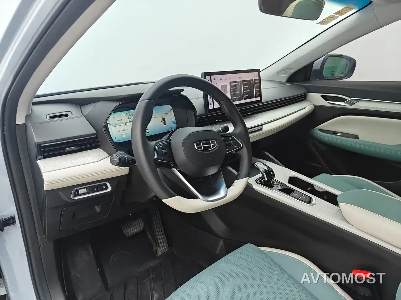 Geely Emgrand L HiP 2022 1.5TD-DHT Pro 100KM Super Swift — фото 8