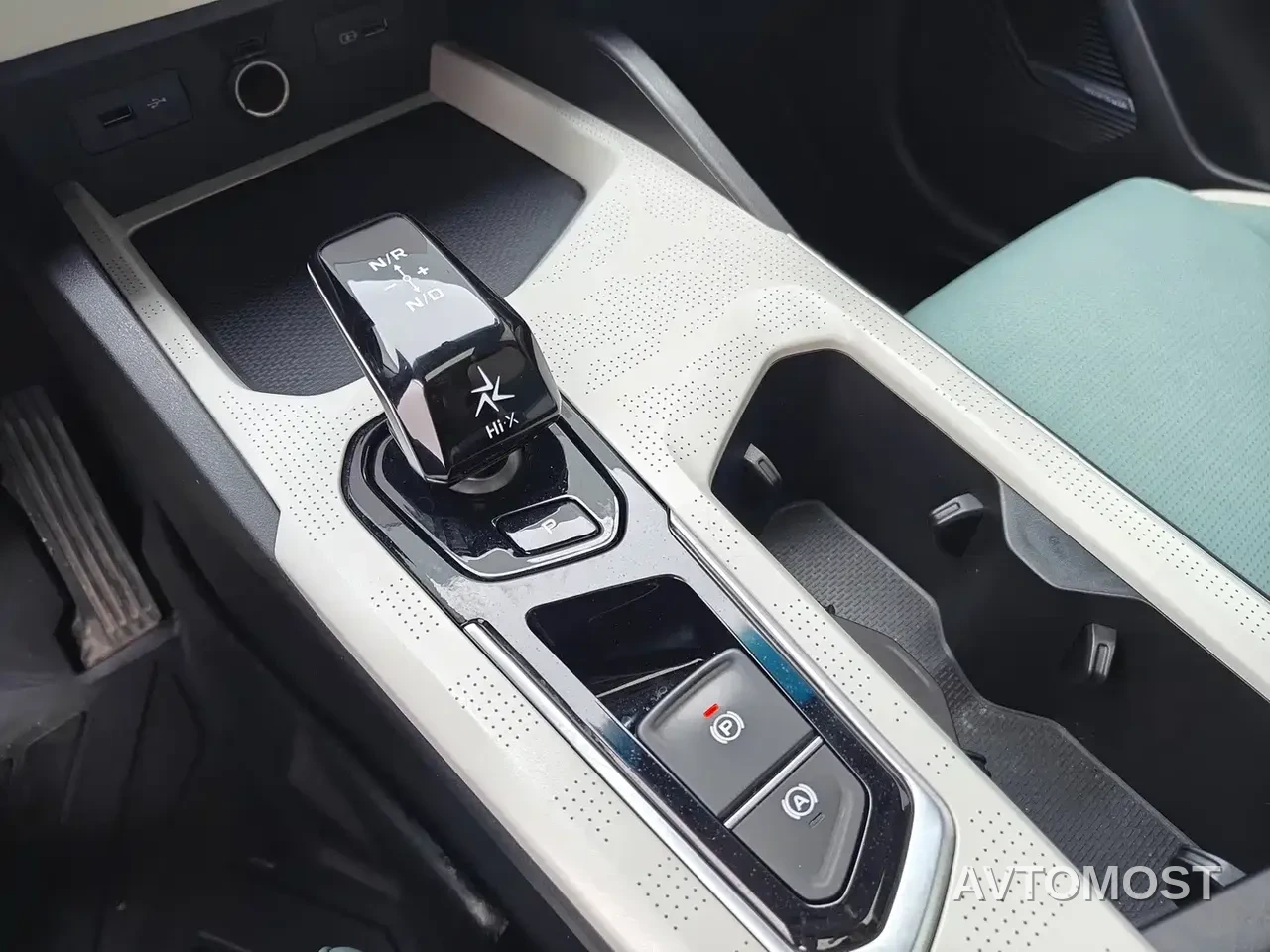 Geely Emgrand L HiP 2022 1.5TD-DHT Pro 100KM Super Swift — фото 13