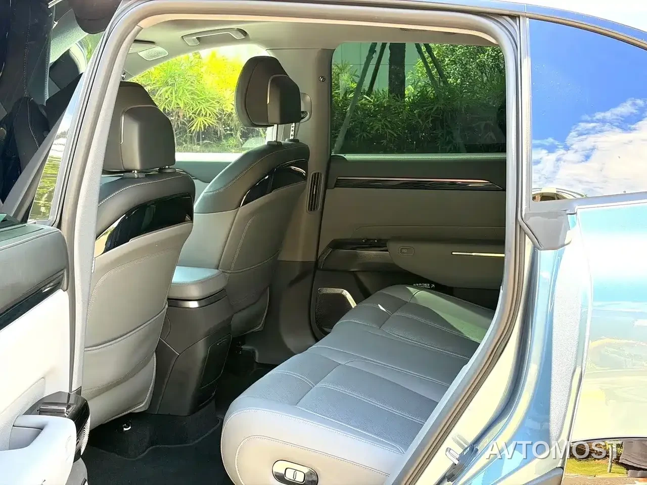 Zeekr 7X 2025 Model 75kWh RWD Smart Driving Edition — фото 5