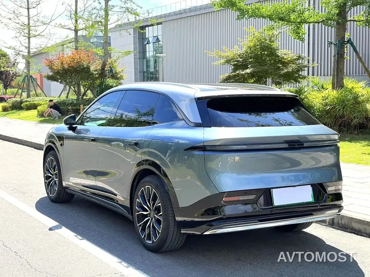 Zeekr 7X 2025 Model 75kWh RWD Smart Driving Edition — фото 7