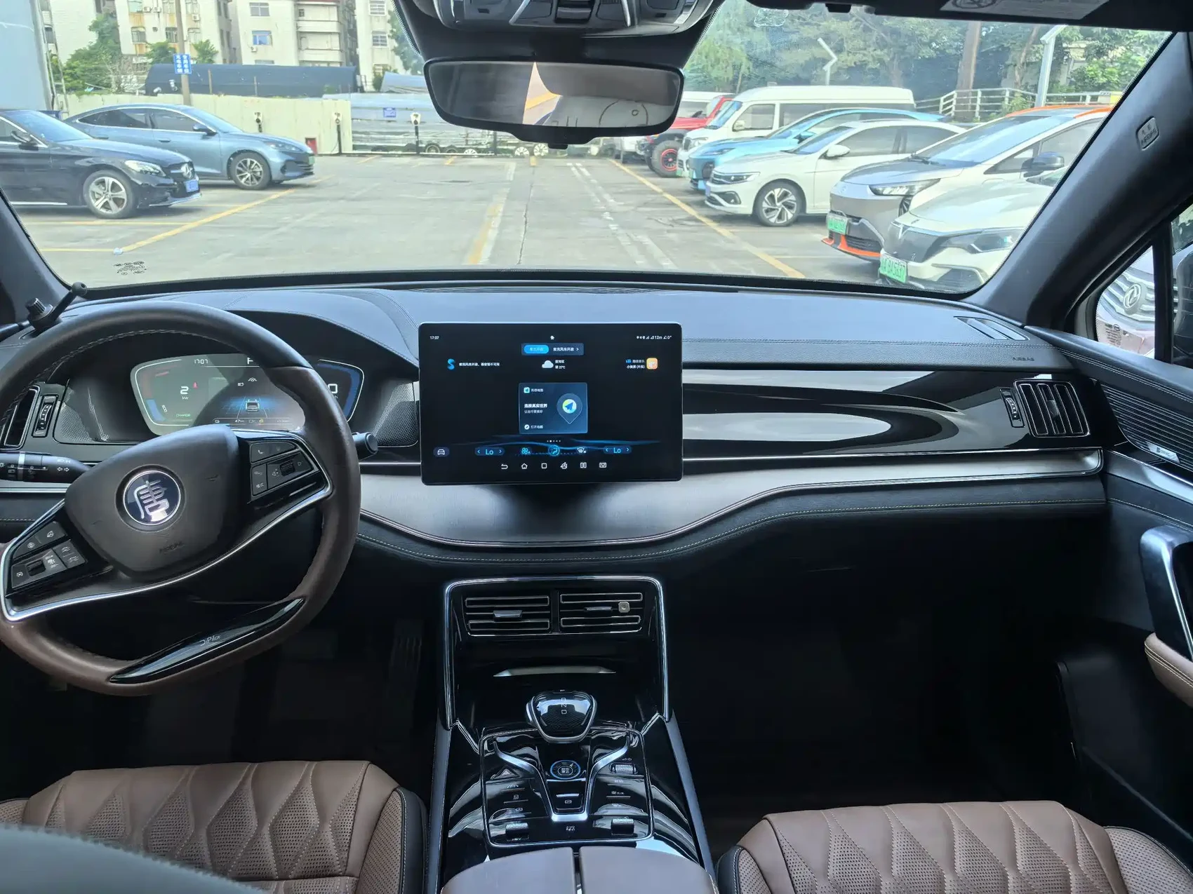 BYD Tang New Energy 2021 DM-i 112KM Premium — фото 17