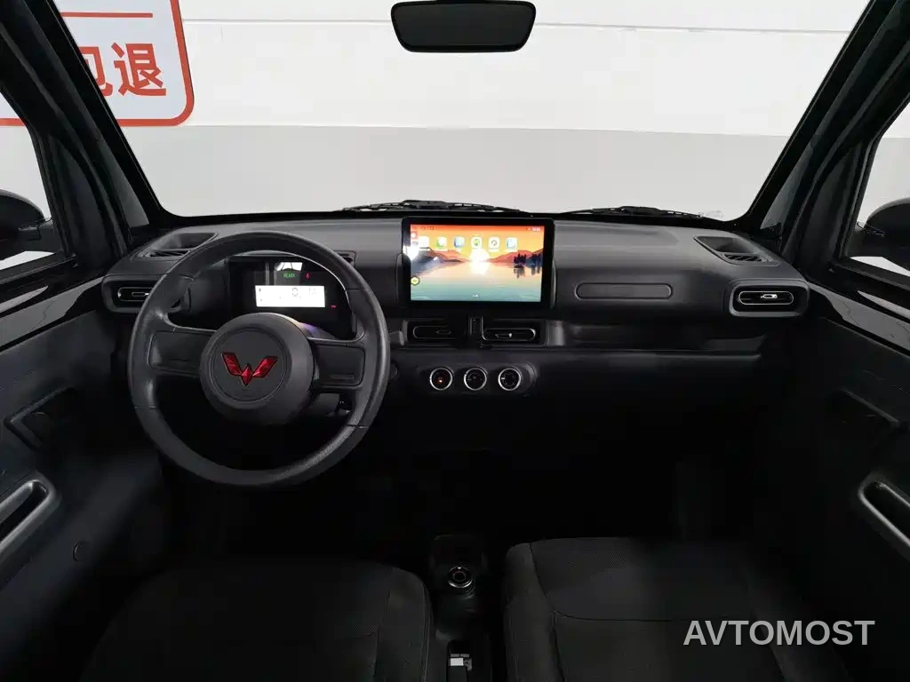 Wuling Zhiguang NEV 2025 Model Comfort — фото 4