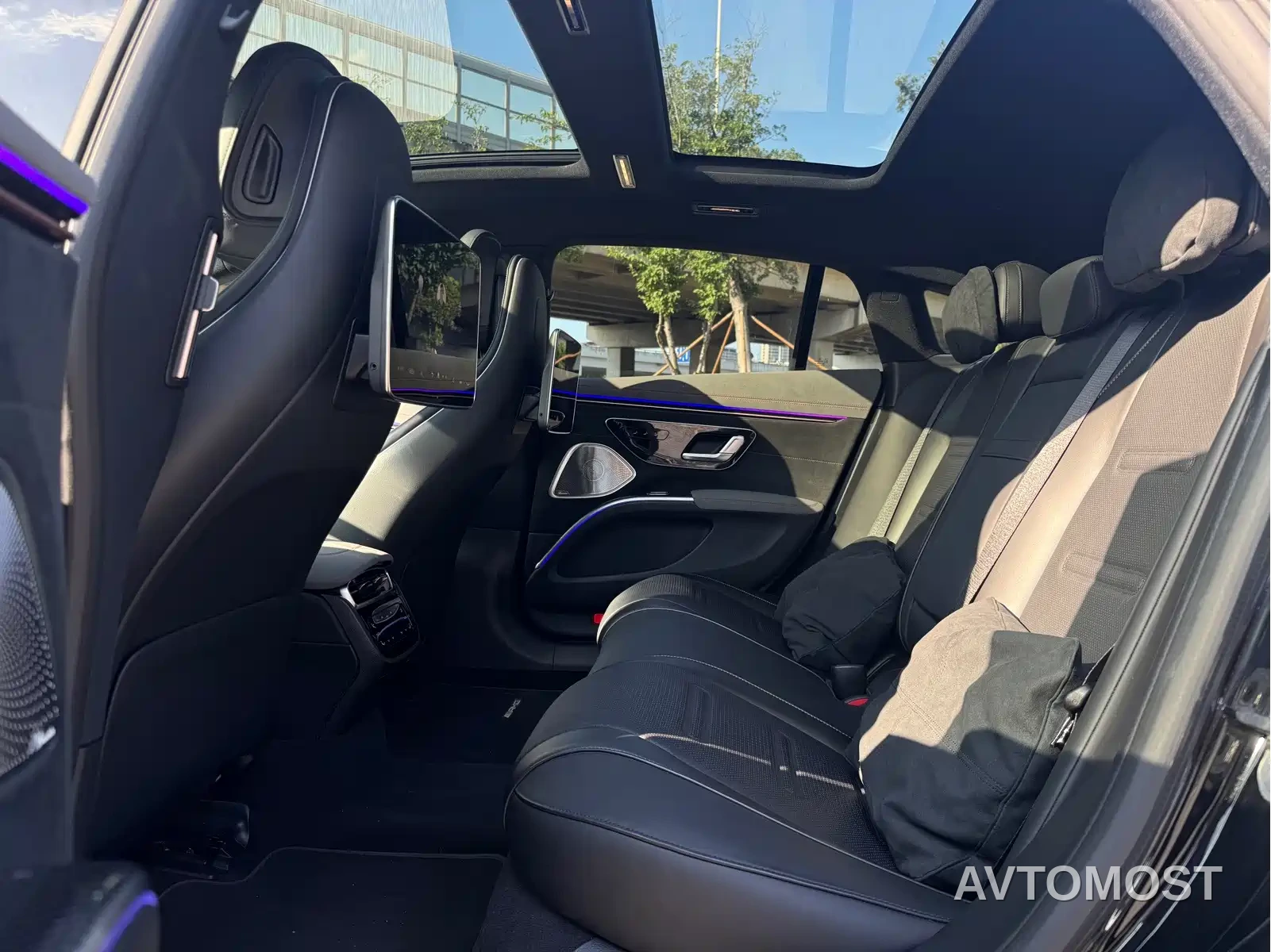 Mercedes-Benz EQS AMG 2023 AMG EQS 53 4MATIC+ — фото 11